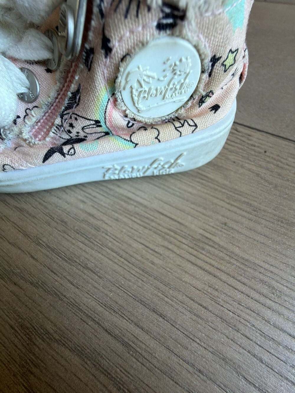 Blowfish Malibu Girls High Top Sneakers Pink Unicorn Rainbow Print